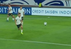 国足告别世界杯！68年首负印尼，3场0进球，5大纪录告破