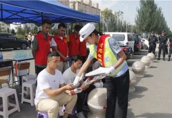 首个走出考场的学霸，令人惊艳的高二体验生