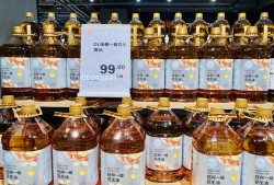 胖东来“店王”业绩快赶超山姆