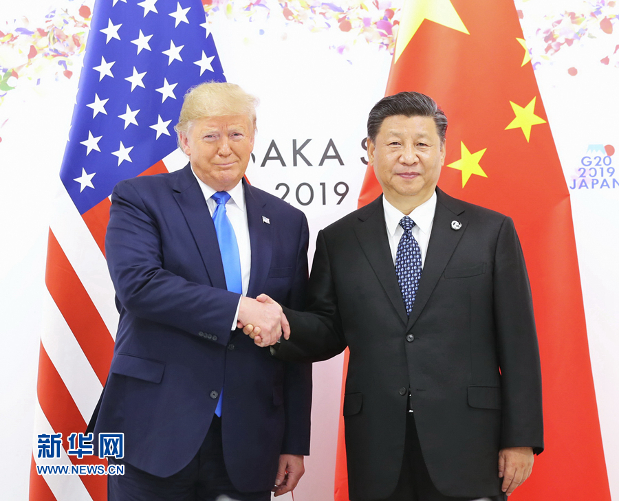 习近平同美国总统特朗普通电话