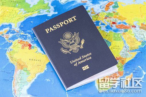 乍得总统指示政府暂停向美国公民发放签证
