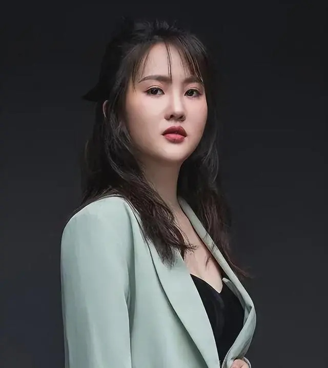 全红婵眼中的陈梦，美丽与才华并存