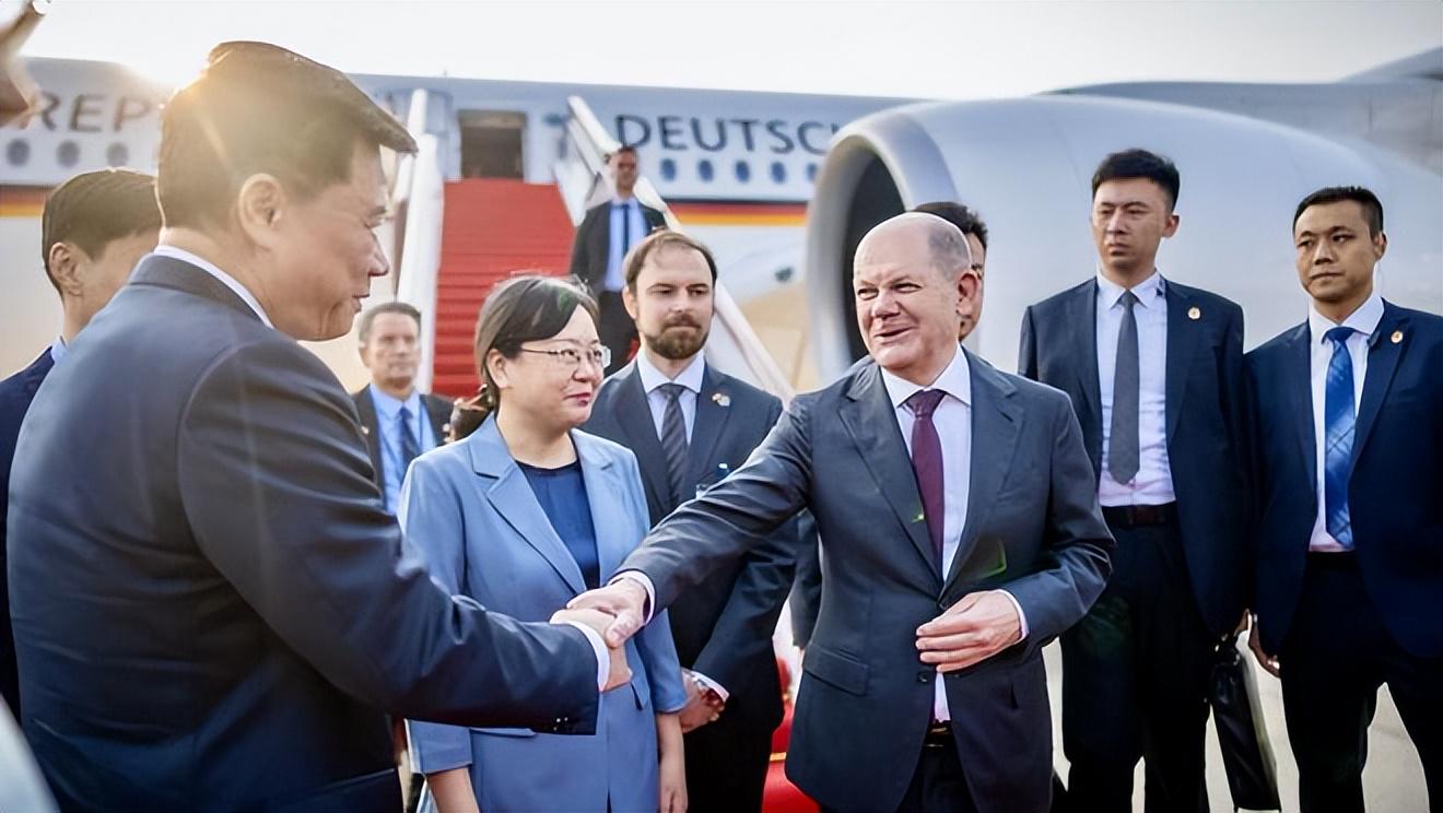 德国总理默茨考虑与美国建立汽车关税抵消机制